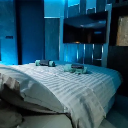 Pentlux - Penthouse In The Heart Of Apartment Skopje