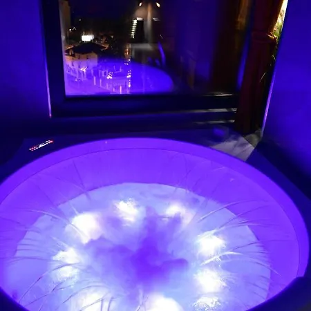 Pentlux - Penthouse In The Heart Of 斯科普里