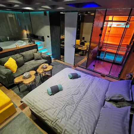 Pentlux - Penthouse In The Heart Of * 斯科普里