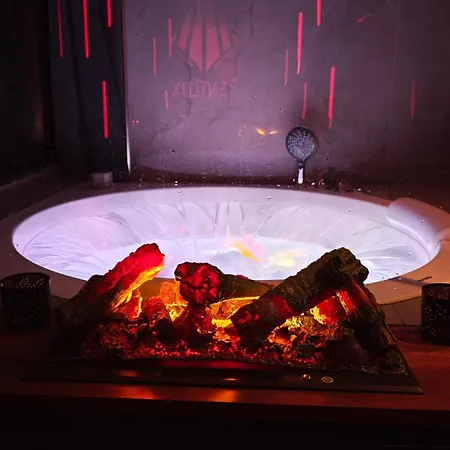 Pentlux - Penthouse In The Heart Of * סקופיה