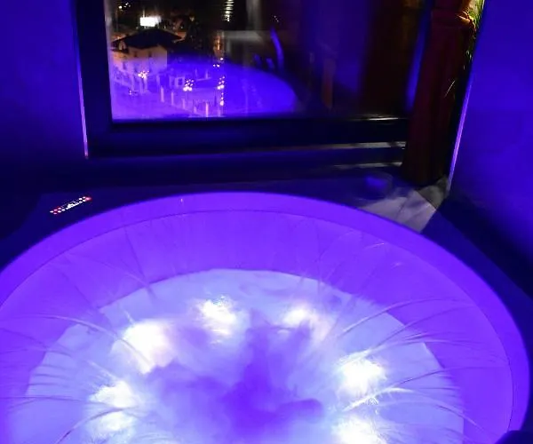 Pentlux - Penthouse In The Heart Of Skopje